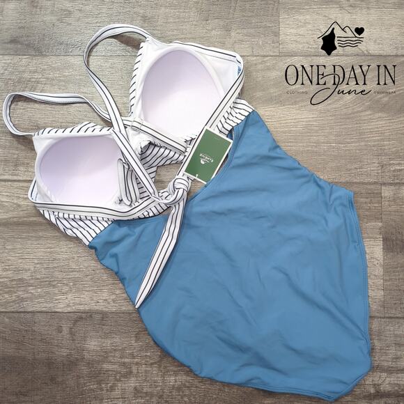 Eomenie Cross Front Cut Out One Piece Swimsuit Size L - Picture 7 of 7